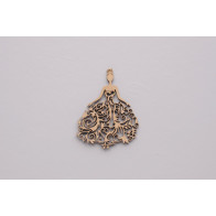 Princesa com vestido rendado