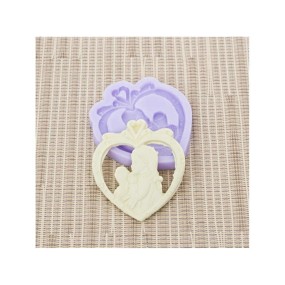 MOLDE SILICONE CORAÇÂO MENINA COMUNHÃO